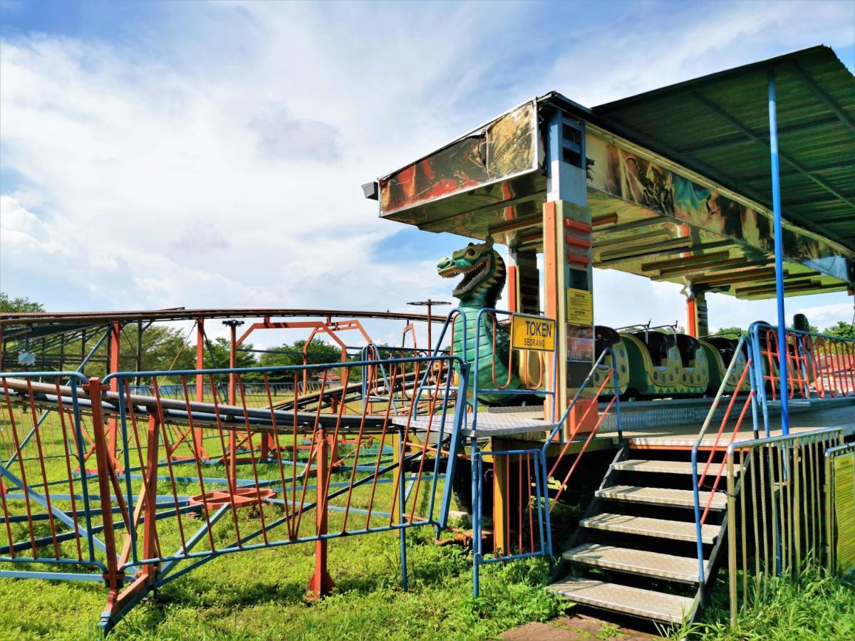 Apartment Free 4 Water Themepark Tickets & Wifi