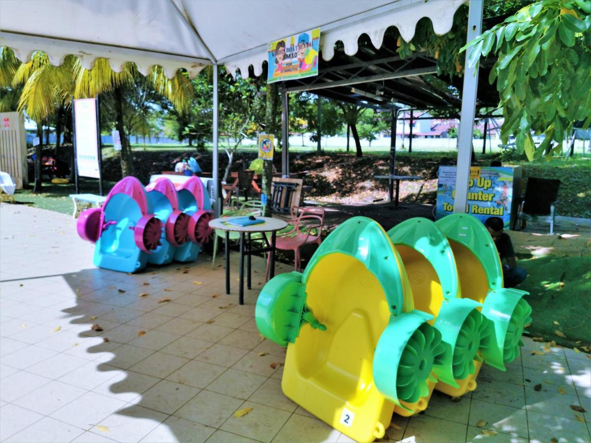 Free 4 Water Themepark Tickets & Wifi Malacca